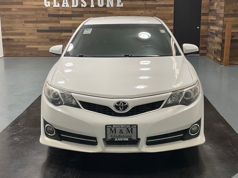 2014 Toyota Camry SE Sedan / 2.5L 4Cyl / Backup Camera / Excel Cond   - Photo 6 - Gladstone, OR 97027