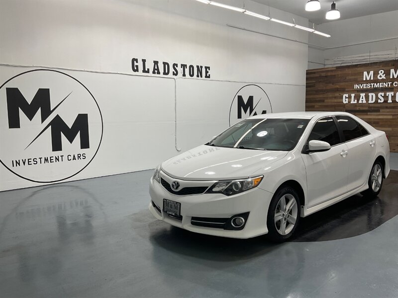 2014 Toyota Camry SE Sedan / 2.5L 4Cyl / Backup Camera / Excel Cond   - Photo 45 - Gladstone, OR 97027