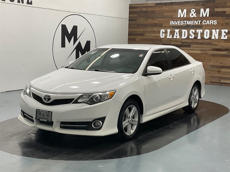 2014 Toyota Camry SE Sedan / 2.5L 4Cyl / Backup Camera / Excel Cond   - Photo 25 - Gladstone, OR 97027