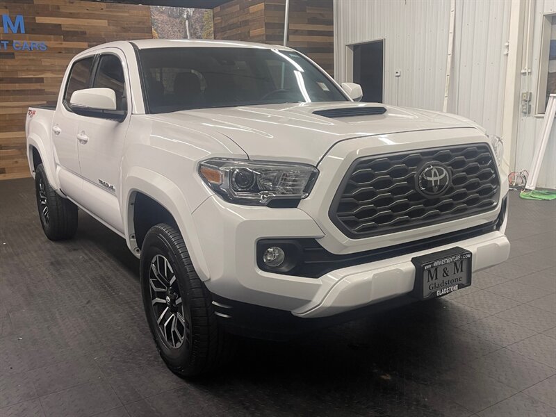 2020 Toyota Tacoma TRD Sport 4X4 / V6