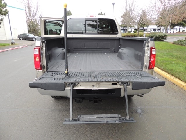 2008 Ford F-350 Super Duty Lariat / 4X4 / Short bed /Turbo Diesel   - Photo 24 - Portland, OR 97217