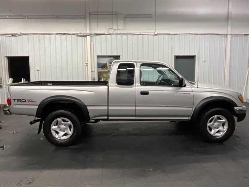 2003 Toyota Tacoma V6 2dr Xtracab 4X4 /TRD OFF RD / 5-SPEED / 1-OWNER  TRD OFF RD PKG / REAR DIFF LOCKS / NEW TIMING BELT SERVICE - Photo 4 - Gladstone, OR 97027