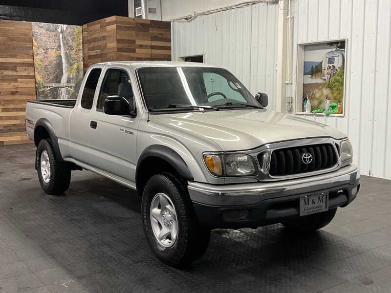 2003 Toyota Tacoma V6 2dr Xtracab 4X4 /TRD OFF RD / 5-SPEED / 1-OWNER  TRD OFF RD PKG / REAR DIFF LOCKS / NEW TIMING BELT SERVICE - Photo 2 - Gladstone, OR 97027