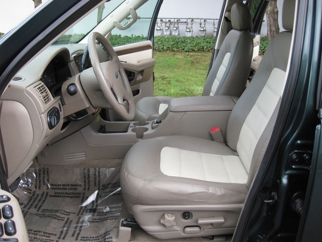 2003 Ford Explorer Eddie Bauer 4WD / DVD / 3rd Seat / Park Sensors   - Photo 23 - Portland, OR 97217