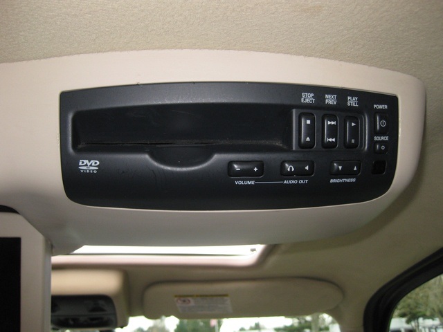 2003 Ford Explorer Eddie Bauer 4WD / DVD / 3rd Seat / Park Sensors   - Photo 44 - Portland, OR 97217