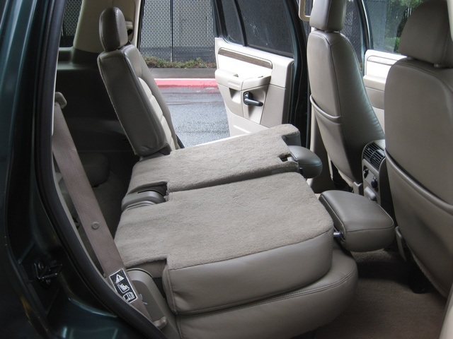 2003 Ford Explorer Eddie Bauer 4WD / DVD / 3rd Seat / Park Sensors   - Photo 27 - Portland, OR 97217