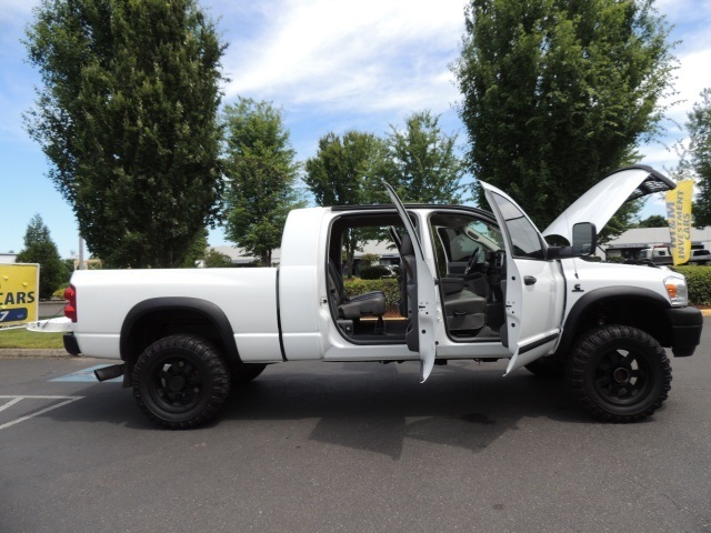 2007 Dodge Ram 2500 Laramie Mega Cab Diesel Lifted Leather   - Photo 9 - Portland, OR 97217