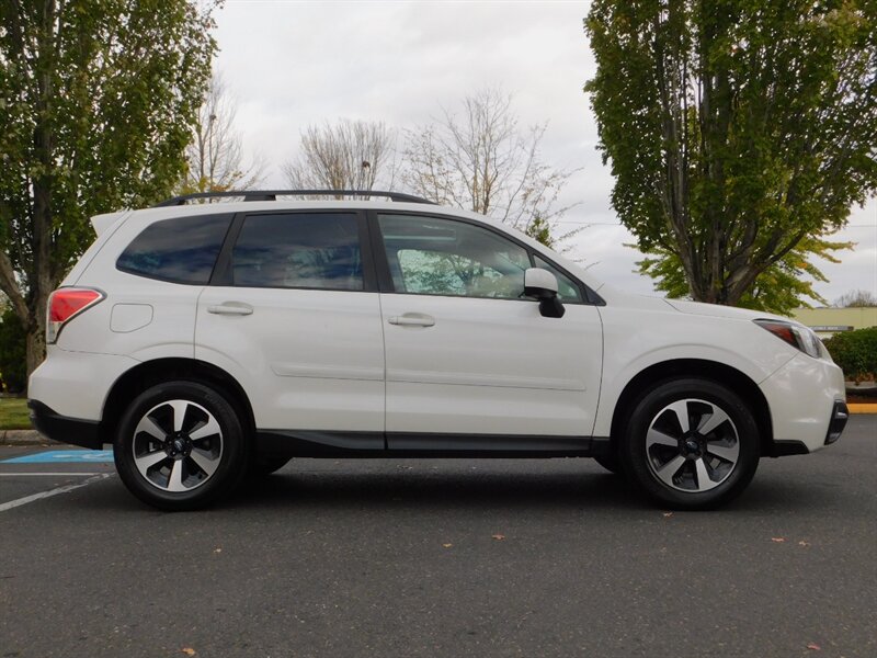 2018 Subaru Forester 2.5i Premium Sport Utilty / Pano Sunroof / 1-OWNER   - Photo 4 - Portland, OR 97217