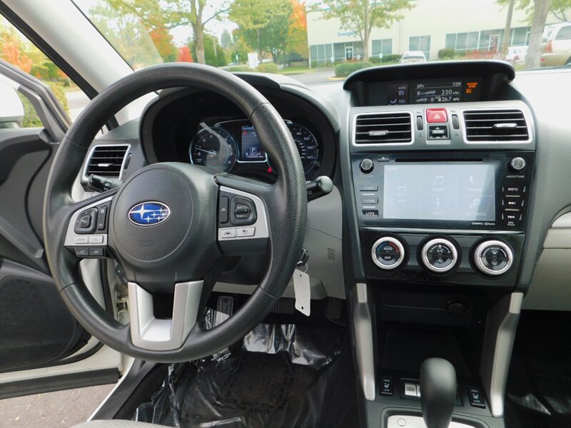 2018 Subaru Forester 2.5i Premium Sport Utilty / Pano Sunroof / 1-OWNER   - Photo 17 - Portland, OR 97217