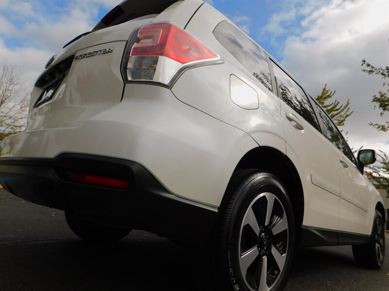 2018 Subaru Forester 2.5i Premium Sport Utilty / Pano Sunroof / 1-OWNER   - Photo 42 - Portland, OR 97217