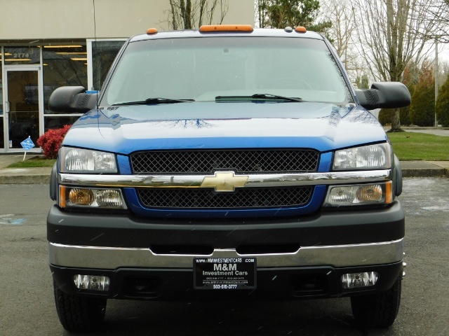 2004 Chevrolet Silverado 3500 LT 4dr / 4X4 / V8 8.1Liter / DUALLY / LOW LOW MILE   - Photo 5 - Portland, OR 97217