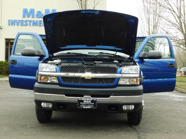 2004 Chevrolet Silverado 3500 LT 4dr / 4X4 / V8 8.1Liter / DUALLY / LOW LOW MILE   - Photo 27 - Portland, OR 97217