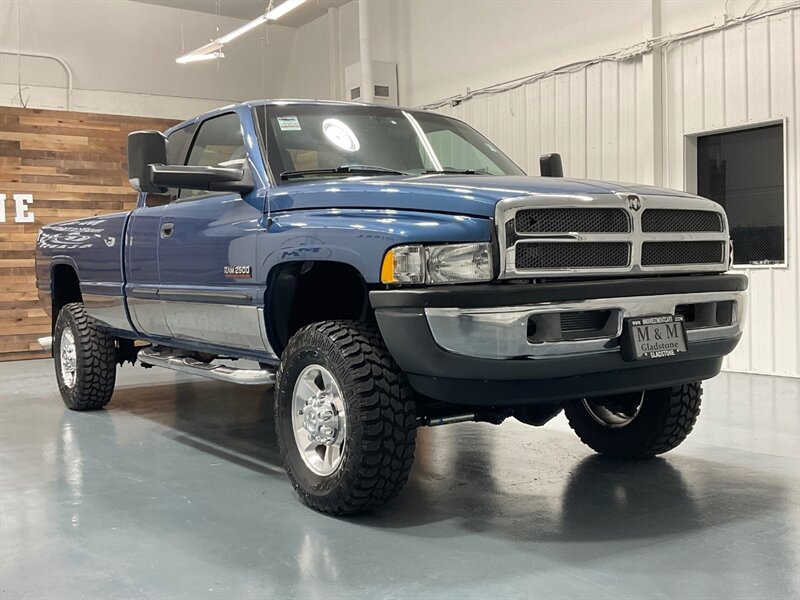 2002 Dodge Ram 2500 SLT Quad Cab 4X4 / 5.9L DIESEL / 5-SPEED MANUAL  / LOCAL TRUCK w. ZERO RUST / BRAND NEW SET OF TIRES - Photo 51 - Gladstone, OR 97027