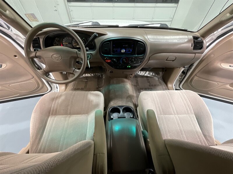 2000 Toyota Tundra SR5 4X4 / 4.7L V8/LIFTED/FRESH TIMING BELT SERVICE / ZERO RUST - Photo 38 - Gladstone, OR 97027