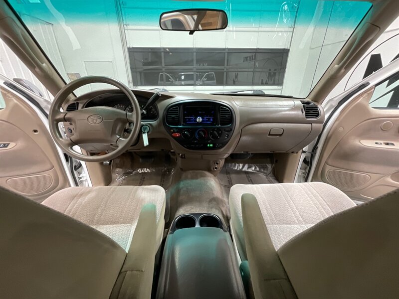 2000 Toyota Tundra SR5 4X4 / 4.7L V8/LIFTED/FRESH TIMING BELT SERVICE / ZERO RUST - Photo 37 - Gladstone, OR 97027