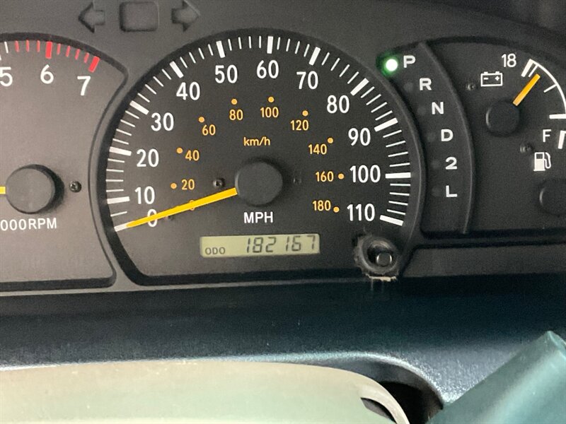 2000 Toyota Tundra SR5 4X4 / 4.7L V8/LIFTED/FRESH TIMING BELT SERVICE / ZERO RUST - Photo 47 - Gladstone, OR 97027