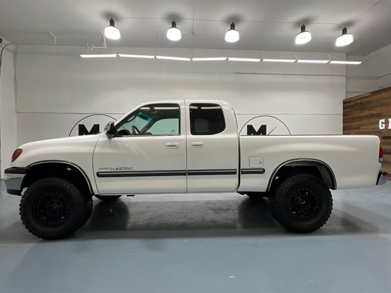 2000 Toyota Tundra SR5 4X4 / 4.7L V8/LIFTED/FRESH TIMING BELT SERVICE / ZERO RUST - Photo 3 - Gladstone, OR 97027