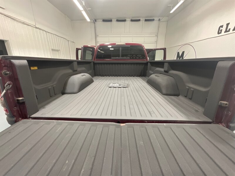 2001 Dodge Ram 2500 SLT Laramie 4X4 5.9L CUMMINS DIESEL/74K MILES /LOCAL OREGON TRUCK w. ZERO RUST /1-OWNER - Photo 11 - Gladstone, OR 97027