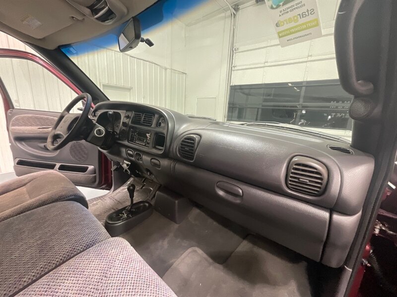 2001 Dodge Ram 2500 SLT Laramie 4X4 5.9L CUMMINS DIESEL/74K MILES /LOCAL OREGON TRUCK w. ZERO RUST /1-OWNER - Photo 19 - Gladstone, OR 97027