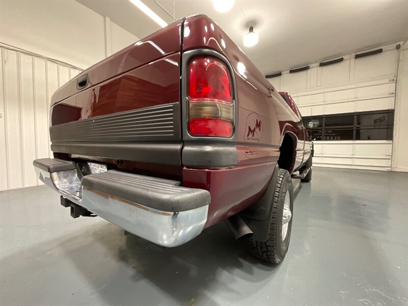 2001 Dodge Ram 2500 SLT 4X4 / 5.9L CUMMINS DIESEL /1-OWNER / 74K MILES / LOCAL OREGON TRUCK / ZERO RUST / LONG BED - Photo 54 - Gladstone, OR 97027