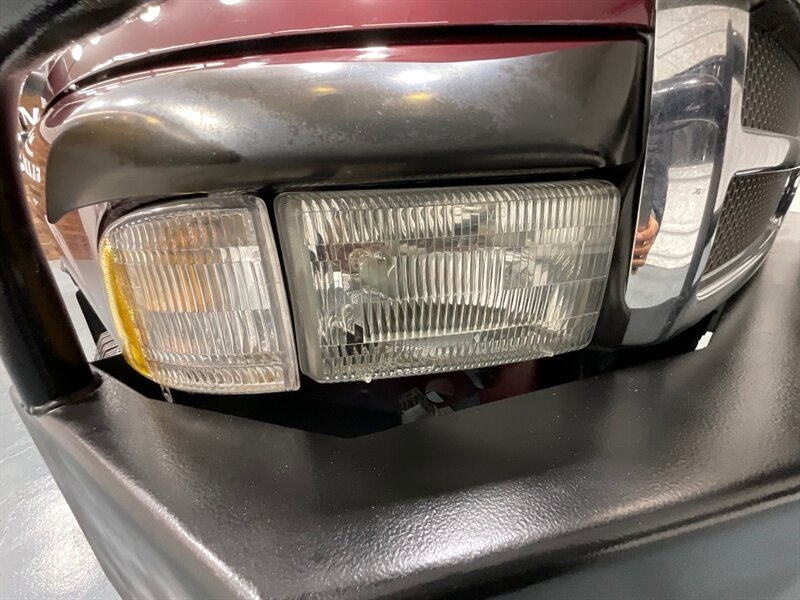 2001 Dodge Ram 2500 SLT 4X4 / 5.9L CUMMINS DIESEL /1-OWNER / 74K MILES / LOCAL OREGON TRUCK / ZERO RUST / LONG BED - Photo 27 - Gladstone, OR 97027