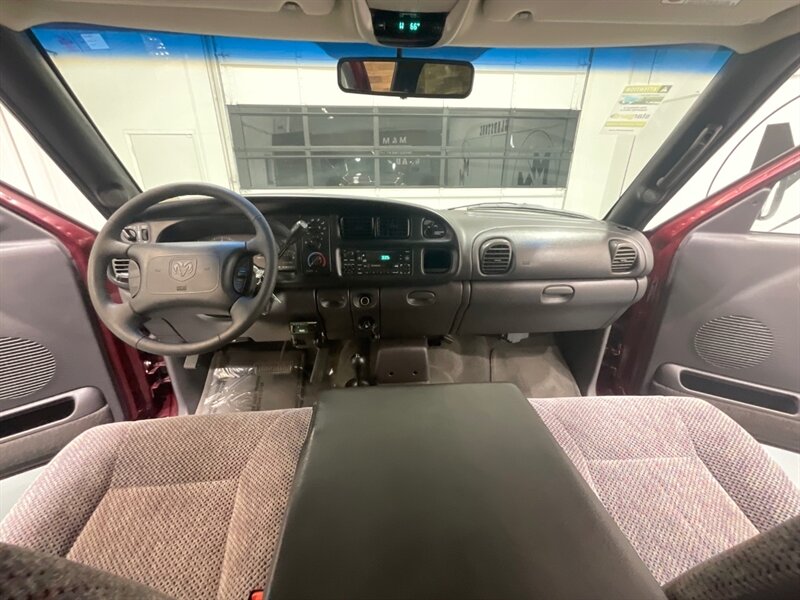 2001 Dodge Ram 2500 SLT Laramie 4X4 5.9L CUMMINS DIESEL/74K MILES /LOCAL OREGON TRUCK w. ZERO RUST /1-OWNER - Photo 37 - Gladstone, OR 97027