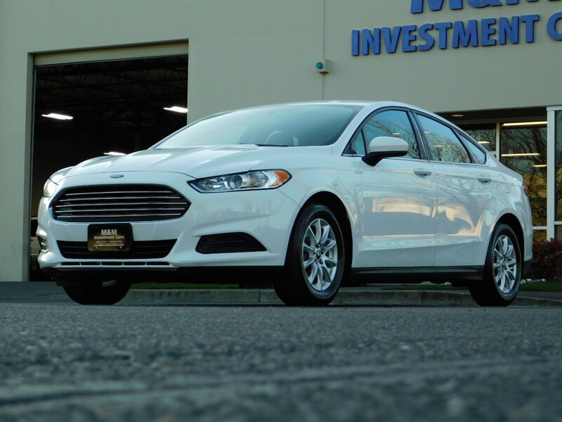 2016 Ford Fusion S / 1-OWNER / Backup Camera / NEW TIRES   - Photo 1 - Portland, OR 97217