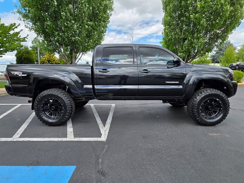2008 Toyota Tacoma V6 4.0 L / TRD SPORT / 4X4 / 6 INCH FABTECH LIFT  / DOUBLE CAB / LONG BED / PRO COMP XTREME WHEELS / BRAND NEW TIRES / LOW MILES - Photo 4 - Portland, OR 97217