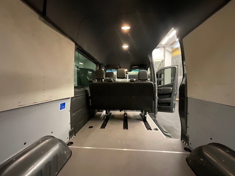 2019 Mercedes-Benz Sprinter Crew 2500 CARGO VAN / 3.0L DIESEL / HIGHROOF  Sprinter Crew Cargo Van / 3.0L V6 DIESEL / 144 " WB HIGHROOF / 34,000 MILES - Photo 11 - Gladstone, OR 97027