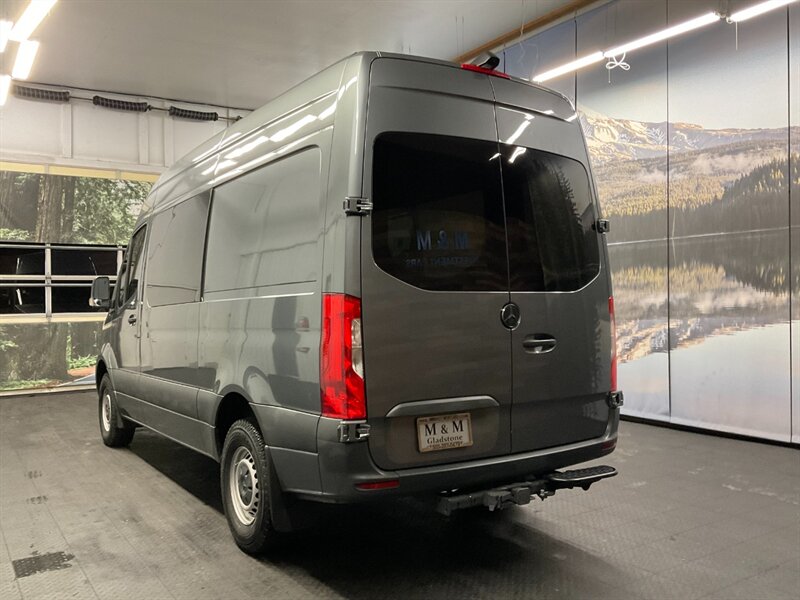 2019 Mercedes-Benz Sprinter Crew 2500 CARGO VAN / 3.0L DIESEL / HIGHROOF  Sprinter Crew Cargo Van / 3.0L V6 DIESEL / 144 " WB HIGHROOF / 34,000 MILES - Photo 7 - Gladstone, OR 97027