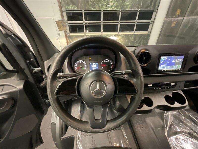 2019 Mercedes-Benz Sprinter Crew 2500 CARGO VAN / 3.0L DIESEL / HIGHROOF  Sprinter Crew Cargo Van / 3.0L V6 DIESEL / 144 " WB HIGHROOF / 34,000 MILES - Photo 20 - Gladstone, OR 97027