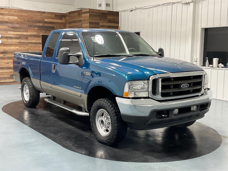 2002 Ford F-250 Lariat Super Duty 4X4 / 7.3L DIESEL / LOCAL OREGON  / NO RUST / LEATHER SEATS - Photo 2 - Gladstone, OR 97027