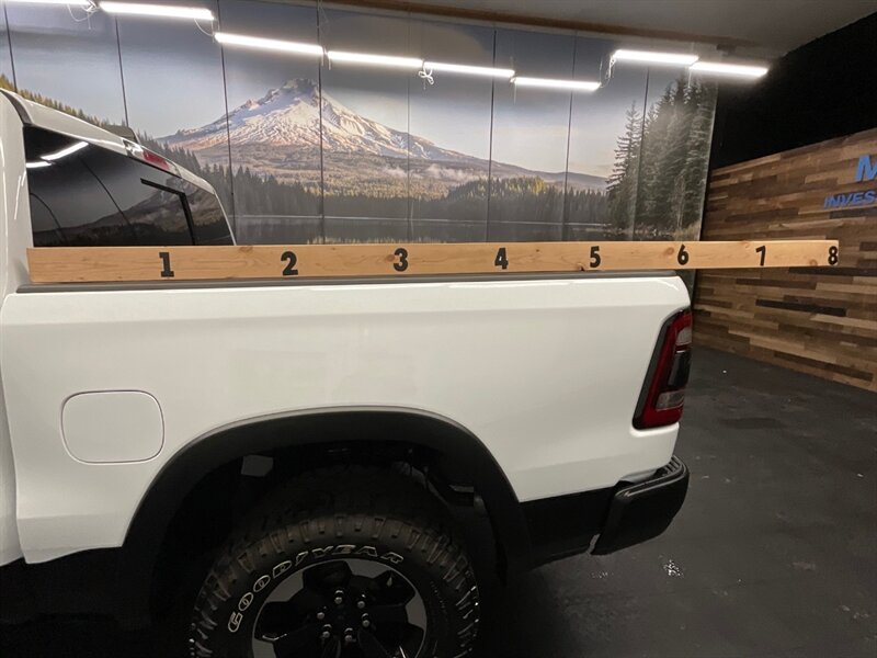 2019 RAM 1500 Rebel Crew Cab 4X4 / 5.7L V8 HEMI / 40,000 MILES   - Photo 26 - Gladstone, OR 97027