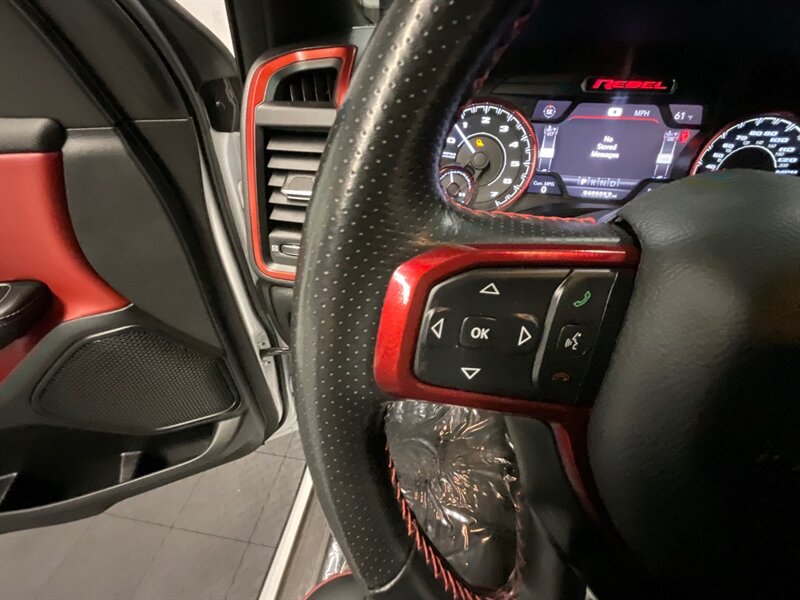 2019 RAM 1500 Rebel Crew Cab 4X4 / 5.7L V8 HEMI / 40,000 MILES   - Photo 36 - Gladstone, OR 97027