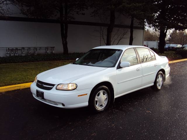 2000 Chevrolet Malibu LS   - Photo 1 - Portland, OR 97217