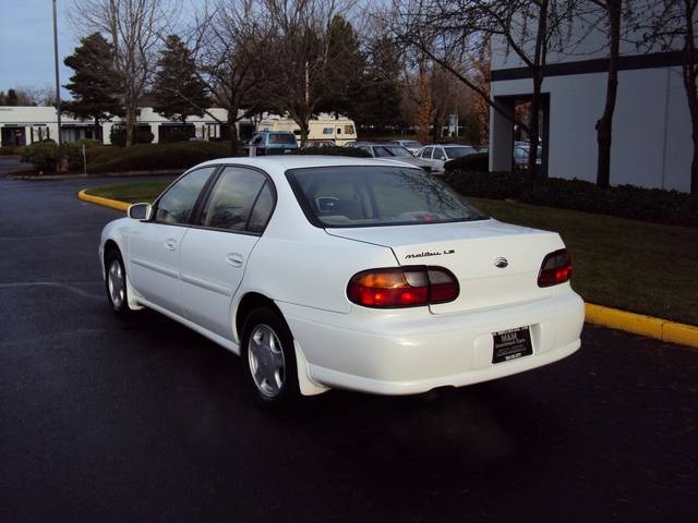 2000 Chevrolet Malibu LS   - Photo 3 - Portland, OR 97217