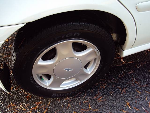 2000 Chevrolet Malibu LS   - Photo 24 - Portland, OR 97217