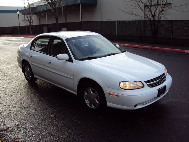 2000 Chevrolet Malibu LS   - Photo 7 - Portland, OR 97217