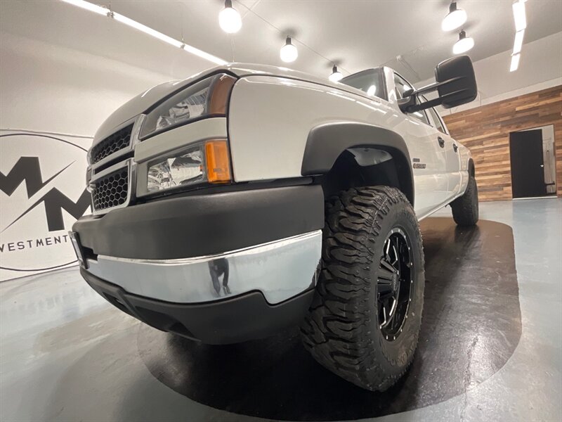 2006 Chevrolet Silverado 2500 LS Crew Cab 4X4 / 6.6L DIESEL / LBZ MOTOR  / LIFTED w. NEW WHEELS & TIRES - Photo 43 - Gladstone, OR 97027