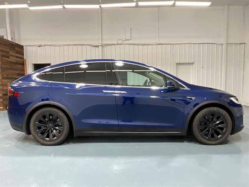 2018 Tesla Model X 100D Sport Utility AWD / ELECTRIC / 1-OWNER  / Leather / Enhanced Autopilot / 57K MILES - Photo 4 - Gladstone, OR 97027