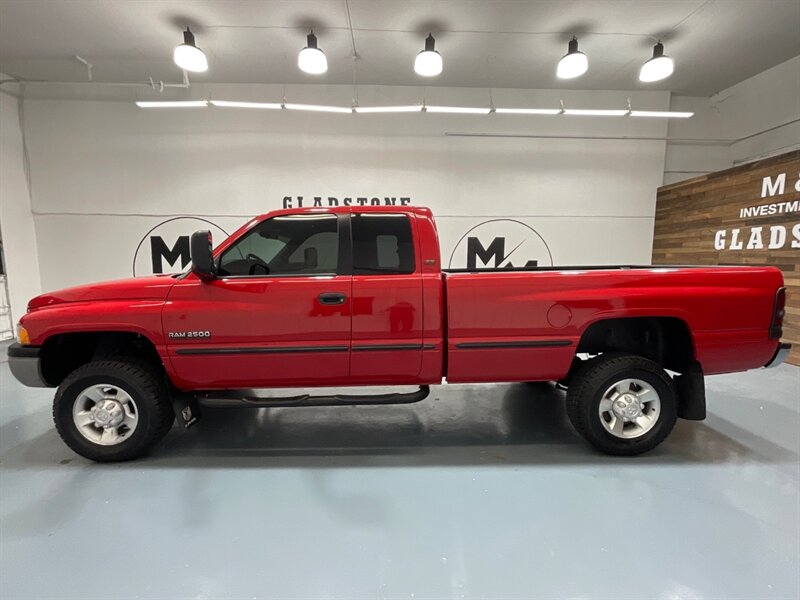 1999 Dodge Ram 2500 Laramie SLT 4X4 5.9L CUMMINS DIESEL / ZERO RUST / LONG BED / ZERO RUST - Photo 3 - Gladstone, OR 97027