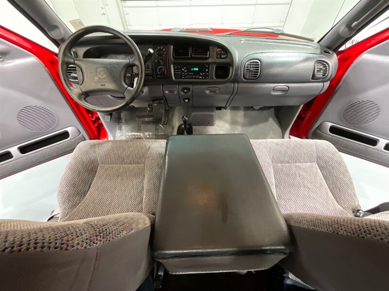 1999 Dodge Ram 2500 Laramie SLT 4X4 5.9L CUMMINS DIESEL / ZERO RUST / LONG BED / ZERO RUST - Photo 37 - Gladstone, OR 97027