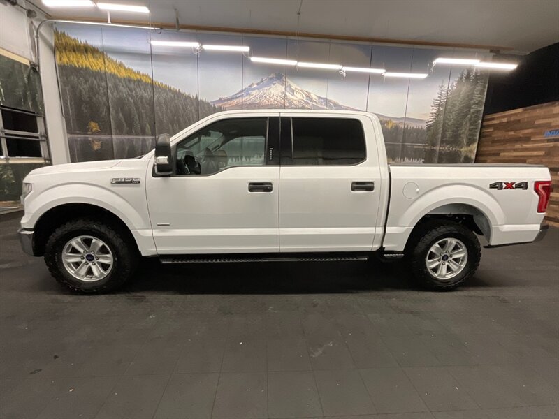 2016 Ford F-150 XLT Crew Cab 4X4 / 2.7L V6 EcoBoost / 1-OWNER   - Photo 3 - Gladstone, OR 97027