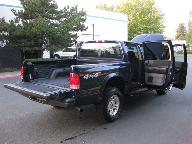 2004 Dodge Dakota Sport/ 4WD/ Crew Cab/ Automatic