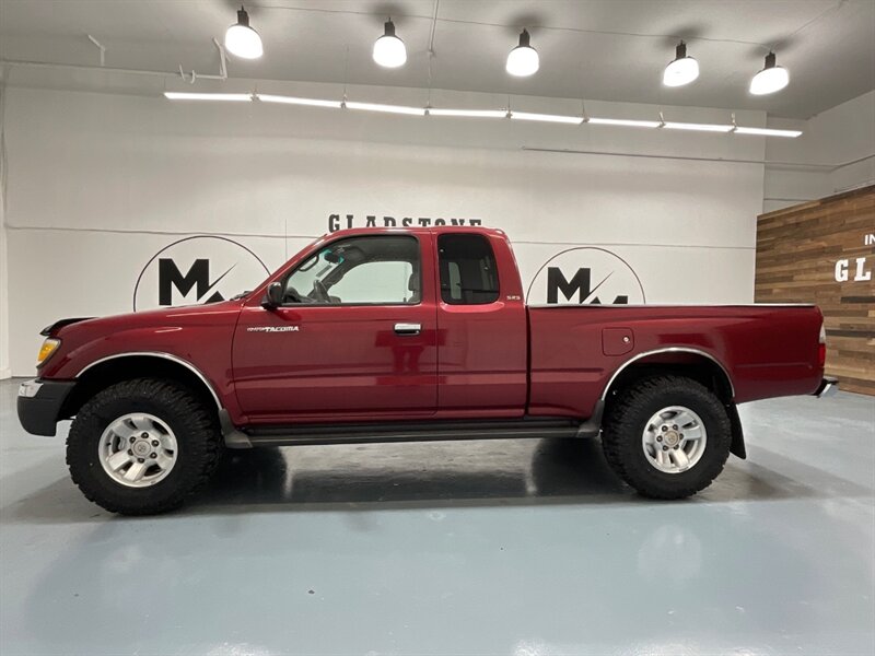 1999 Toyota Tacoma SR5 V6 4X4 / 5-SPEED / FRESH TIMING BELT SERVICE  /NEW CLUTCH / NEW TIRES / ZERO RUST - Photo 3 - Gladstone, OR 97027