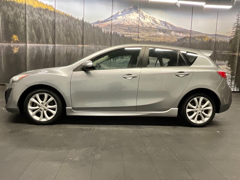 2011 Mazda Mazda3 s Sport Hatchback / Automatic / 1-OWNER /NEW TIRES  2.5L 4Cyl / Hatchback / 1-OWNER LOCAL CAR - Photo 3 - Gladstone, OR 97027