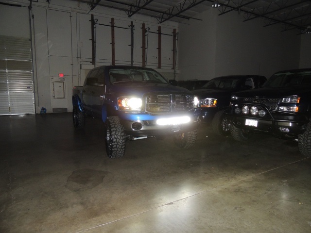 2008 Dodge Ram 2500 MEGA CAB / 4X4 CUMMINS DIESEL / CUSTOM / LIFTED !!   - Photo 40 - Portland, OR 97217