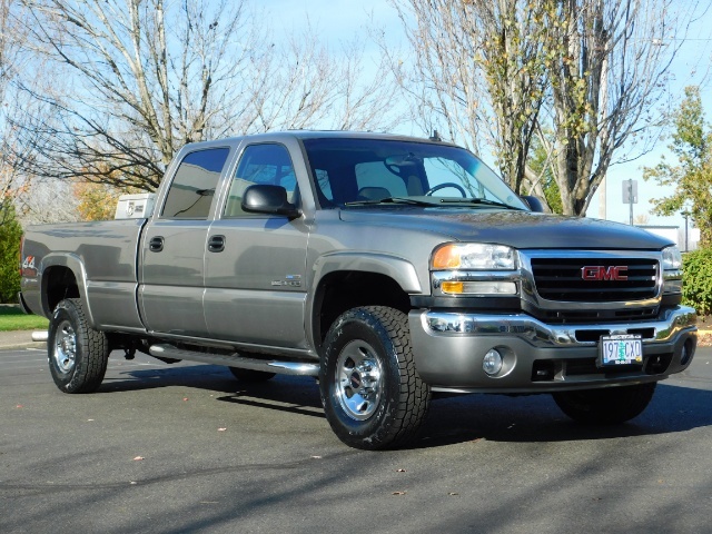 2007 GMC Sierra 3500 SLT / 1 Owner / LBZ / 1-TON / DURAMAX DIESEL 4X4   - Photo 2 - Portland, OR 97217