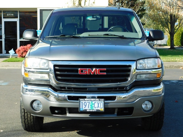 2007 GMC Sierra 3500 SLT / 1 Owner / LBZ / 1-TON / DURAMAX DIESEL 4X4   - Photo 5 - Portland, OR 97217