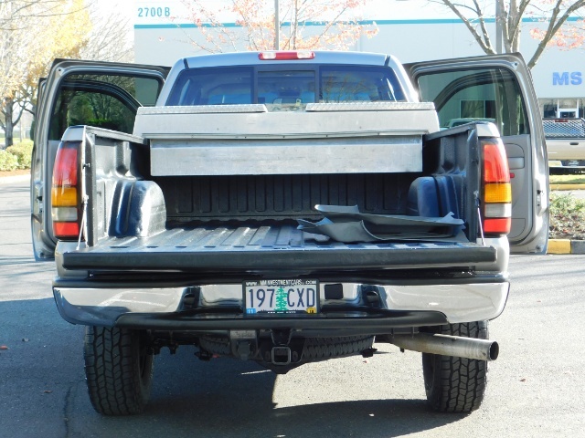 2007 GMC Sierra 3500 SLT / 1 Owner / LBZ / 1-TON / DURAMAX DIESEL 4X4   - Photo 22 - Portland, OR 97217